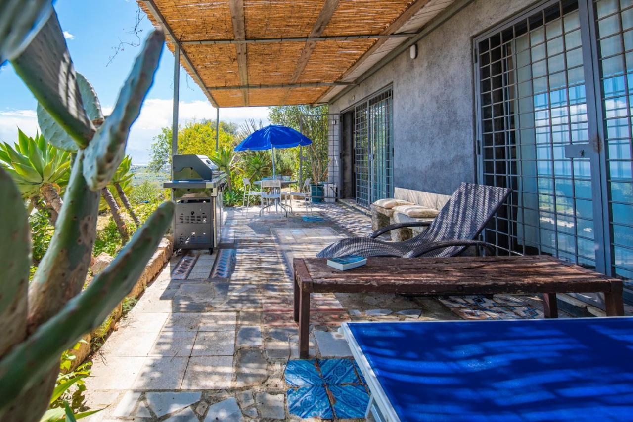 Villa La Cava Del Val Di Noto Con Piscina Privata Avola Dış mekan fotoğraf